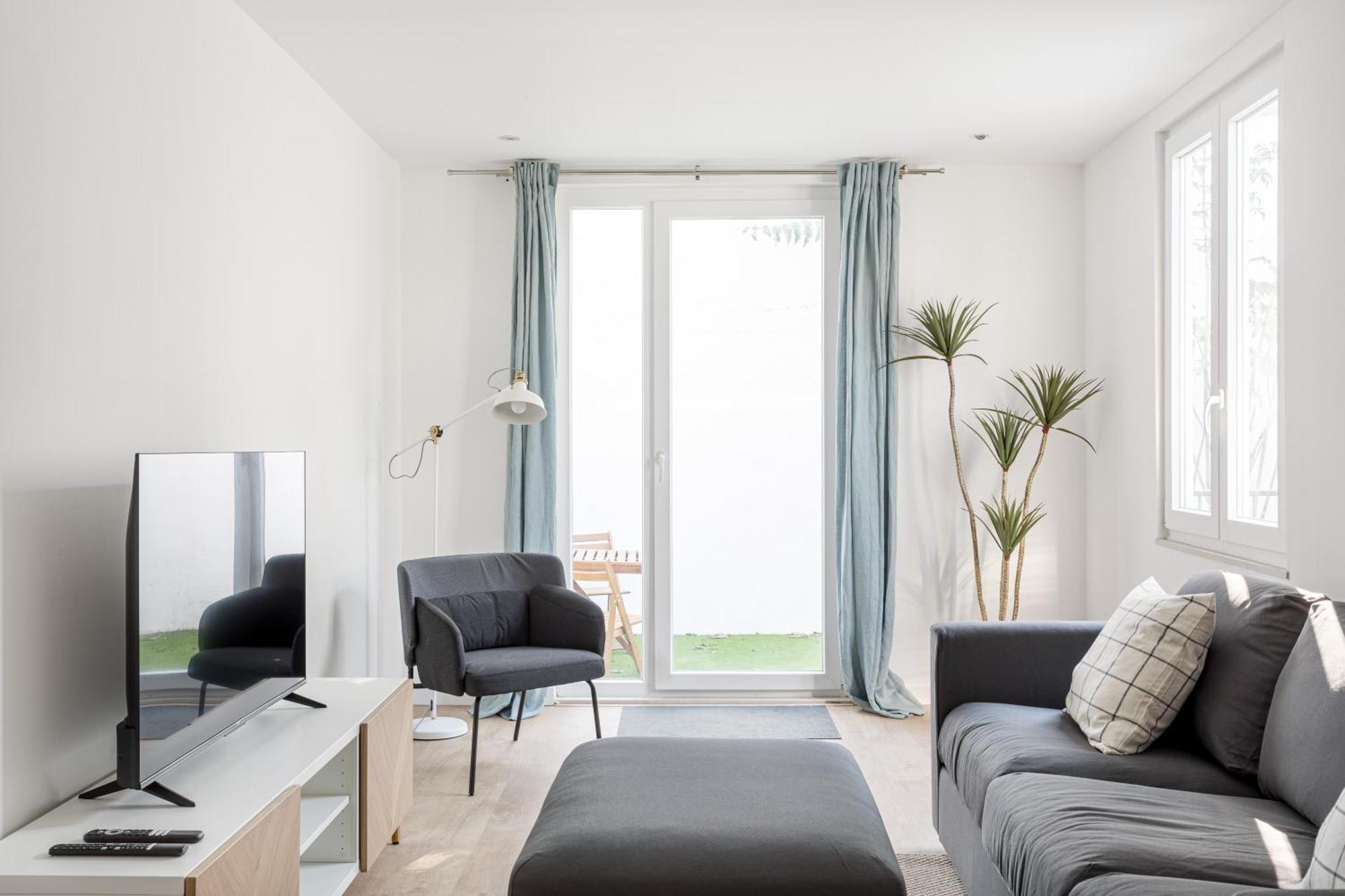 Joivy Minimalistic Apt W Patio In Principe Real Lisboa Eksteriør billede